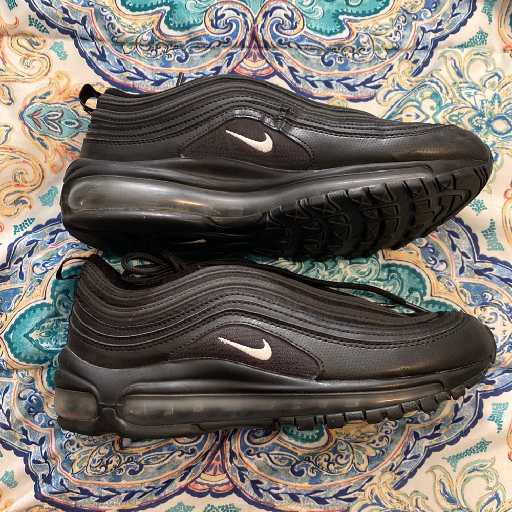 Used Nike Air Max 97